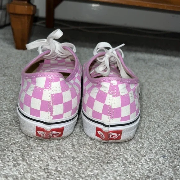 Vans - Picture 3 of 4